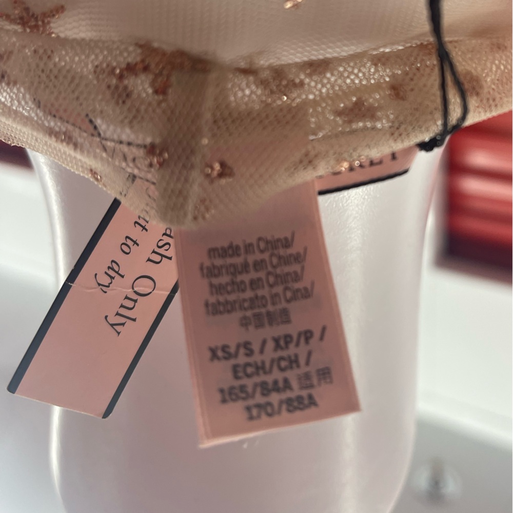Sheer Star-Patterned Robe - Picture 8 of 9
